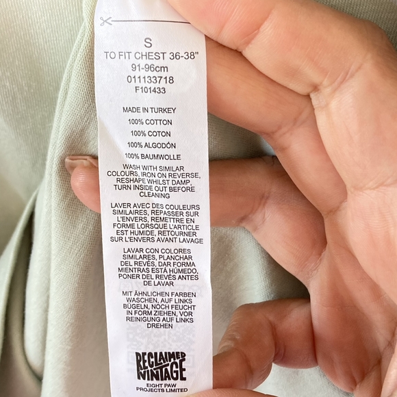 Preloved Reclaimed Vintage Men's Mint Green T-Shirt with Artistic Print fits M - Picture 9 of 11